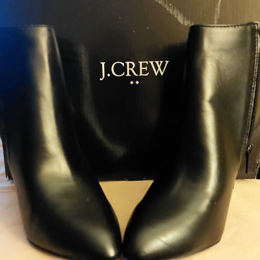 J. Crew Black Ankle Boots, NEW IN BOX, SIZE 5, Authentic. Really 😍 Cute